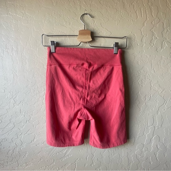 Free People‎ Pink Biker Shorts - Picture 6 of 7